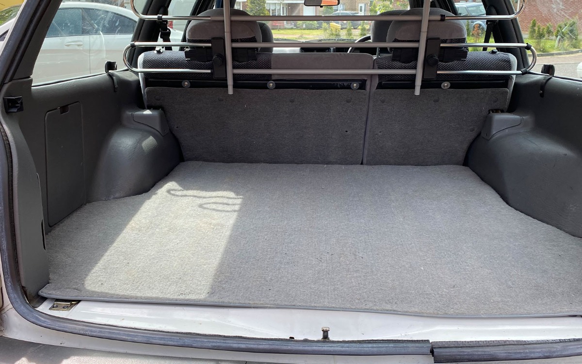 1987 Ford Sierra Image 6